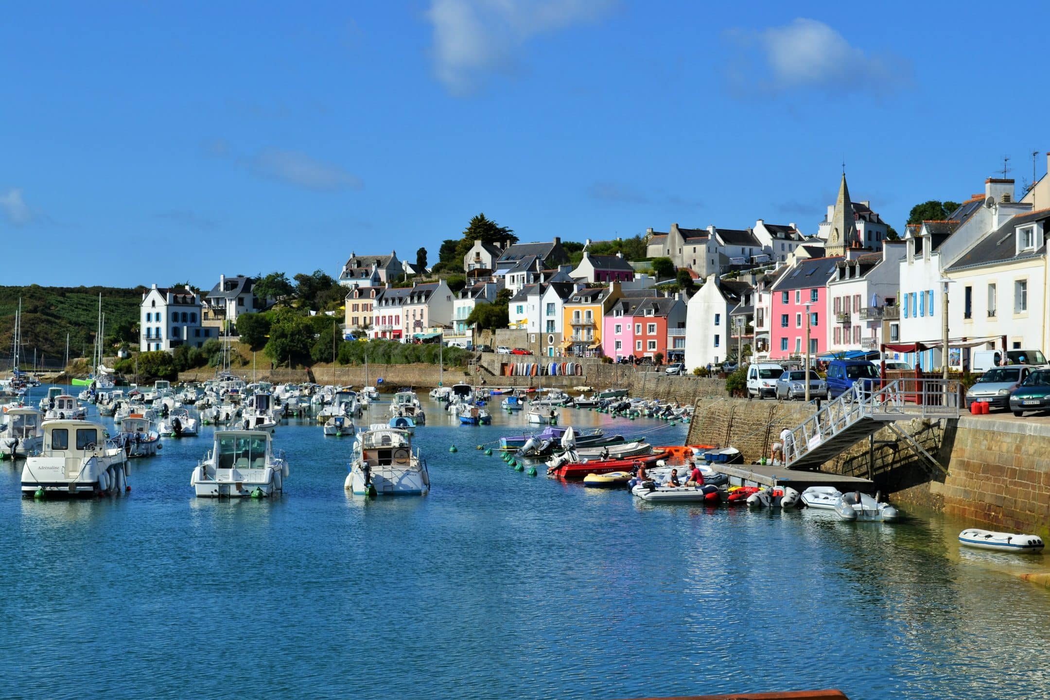 crozon ville proche camping finistère